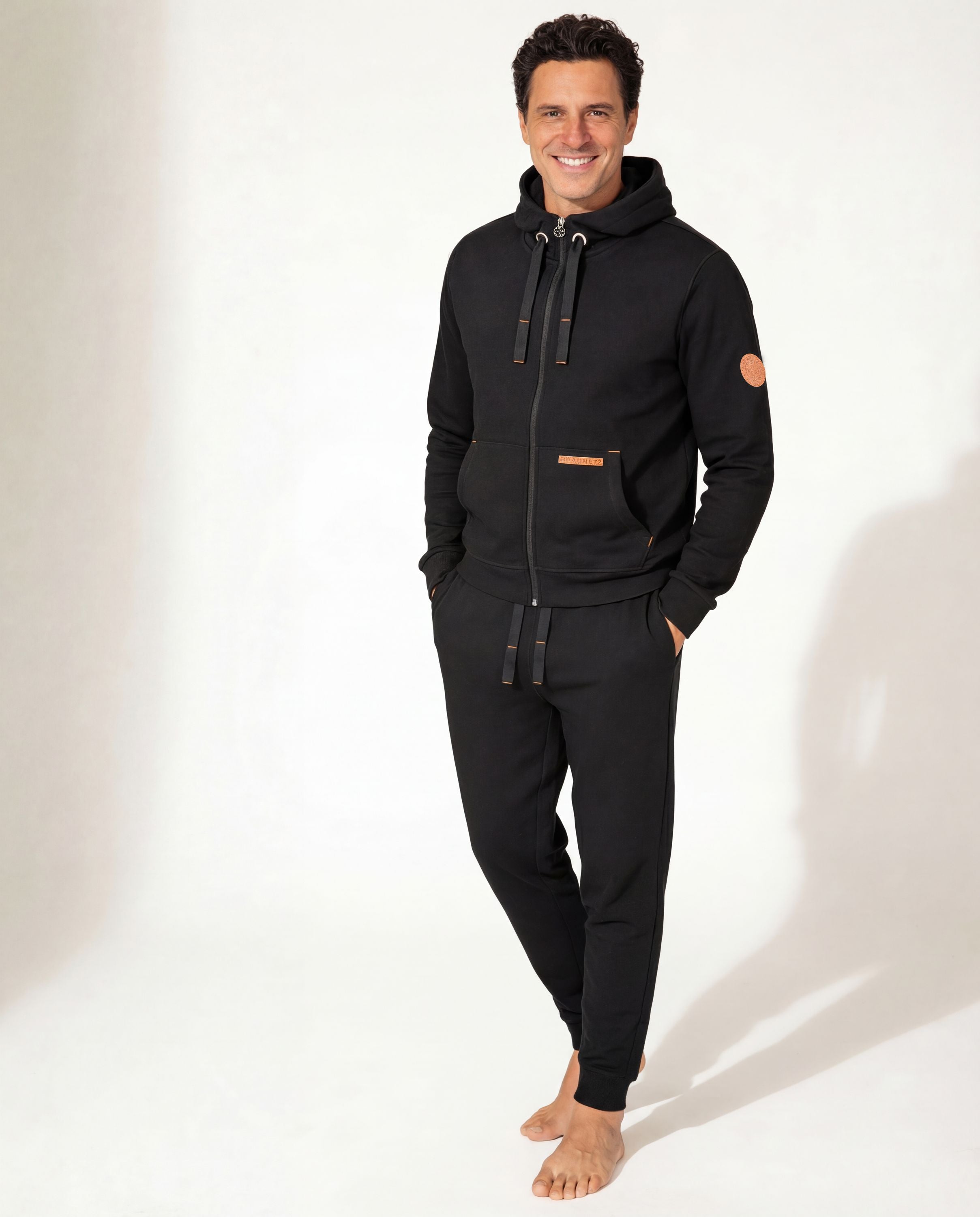 Kuscheliger Jogginganzug Herren leather edition (2-tlg) mit Kapuze Bio-Baumwolle